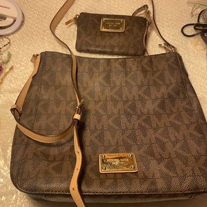 USED Michael Korda purse and coin purse